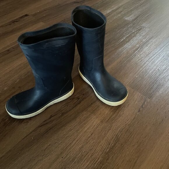 Kamik Kids Rain Boots | Black | Size 13 | Waterproof - Picture 2 of 3